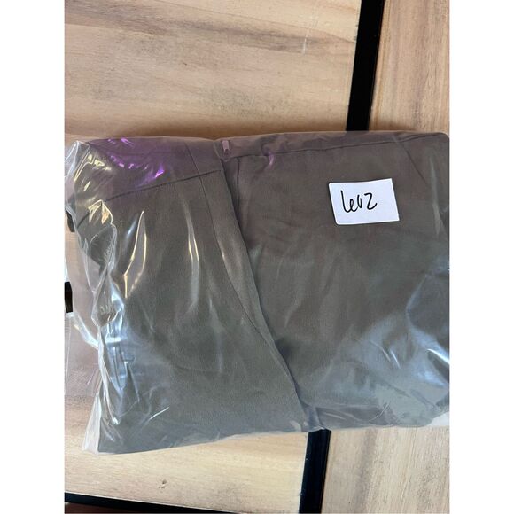 Vintage  Jones New York High Waisted Pleated silk  Pants Sz 16 - Picture 10 of 10